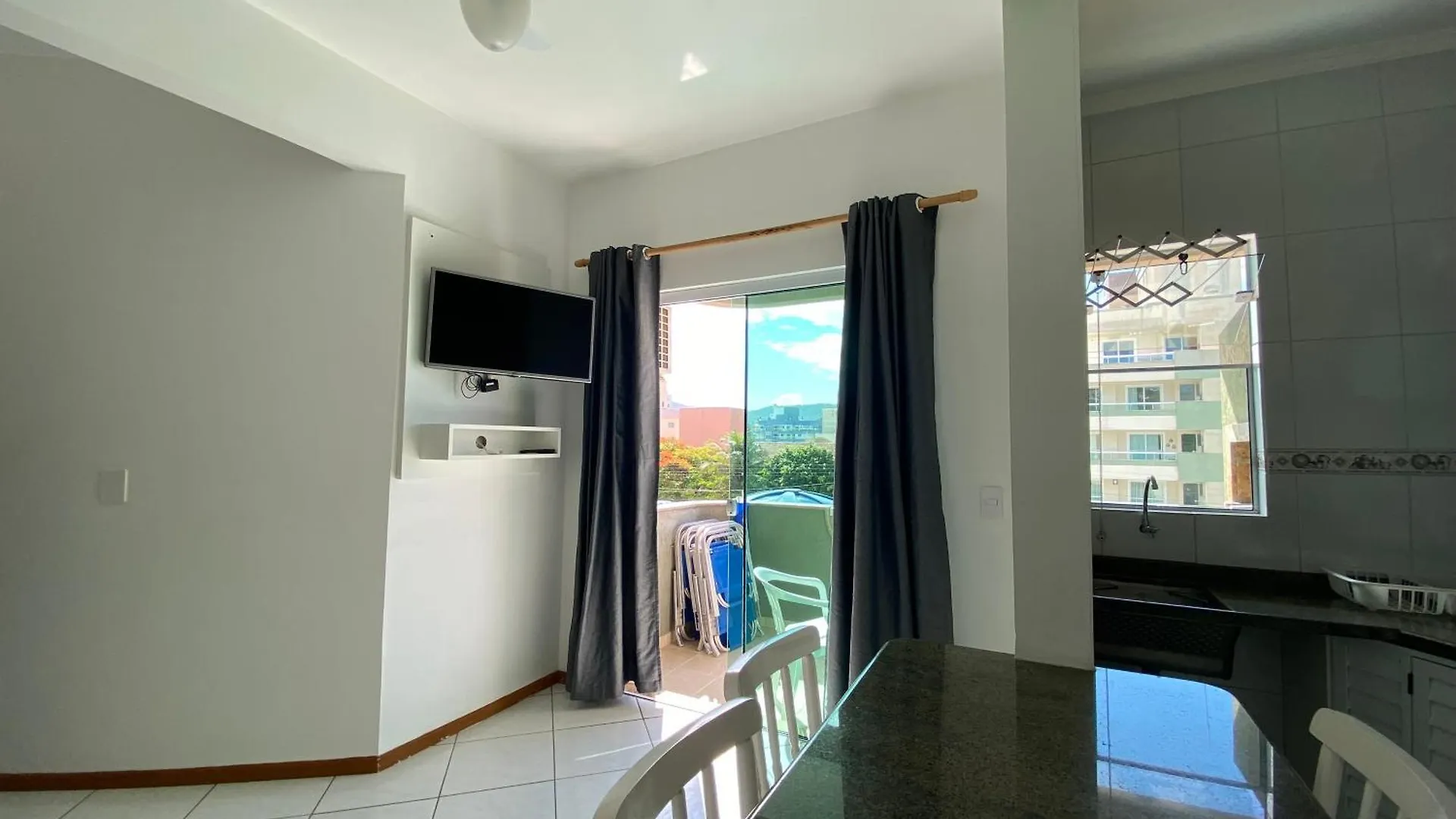 Residencial Recanto Do Colibri Bombinhas 0*,